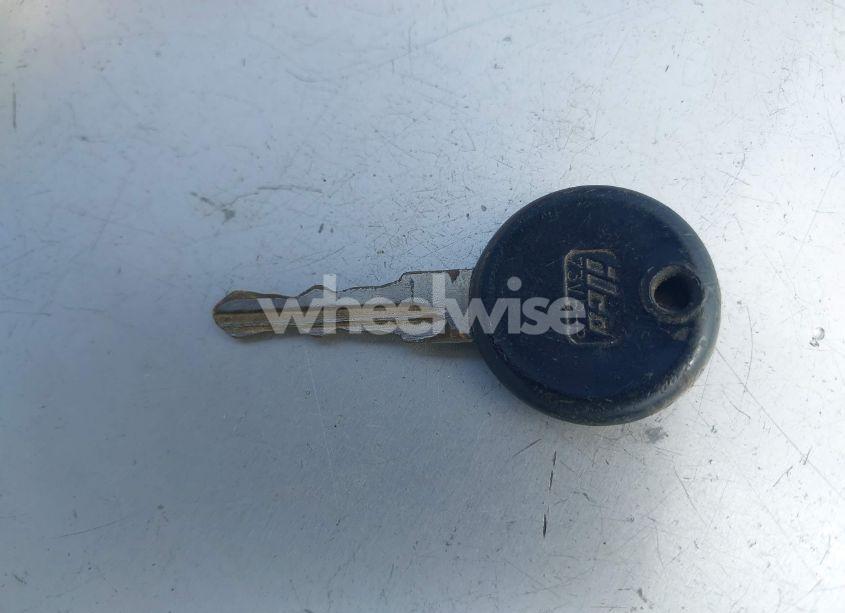 Photo 11 of 1987 Porsche 944 (VIN WP0AB0940HN472105)