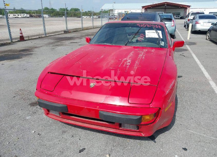 Photo 6 of 1987 Porsche 944 (VIN WP0AB0940HN472105)