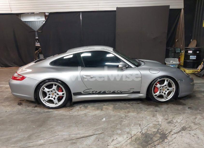 Photo 14 of 2005 Porsche 911 CARRERA S (VIN WP0AB29935S742402)