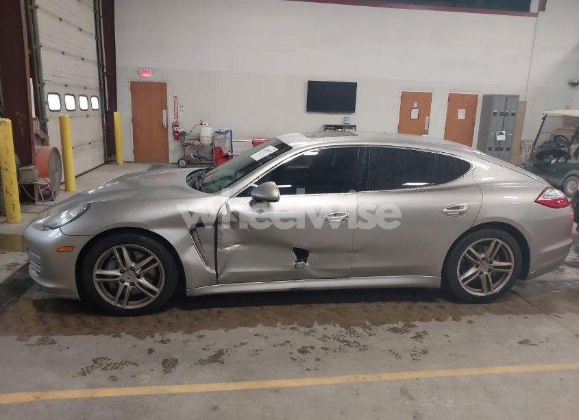 Photo 14 of 2012 Porsche Panamera 4S (VIN WP0AB2A71CL060068)