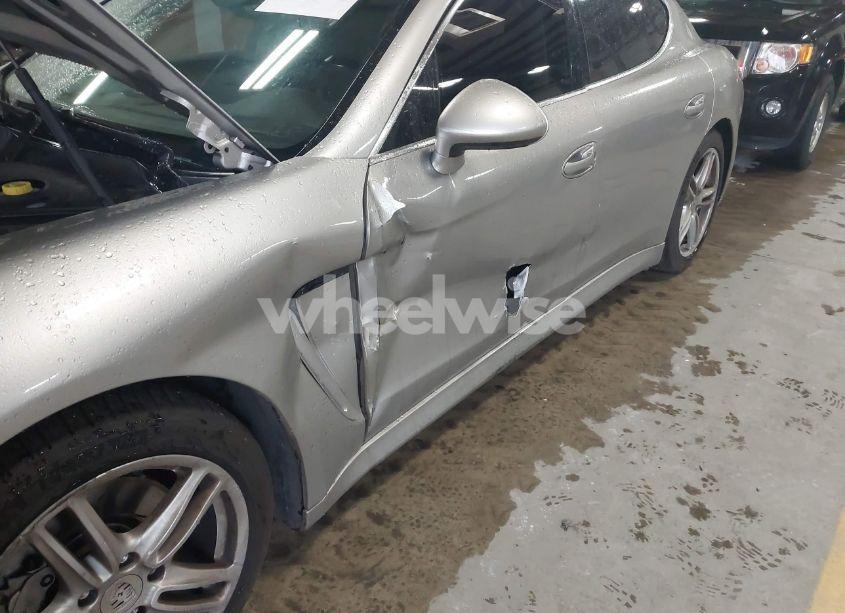 Photo 17 of 2012 Porsche Panamera 4S (VIN WP0AB2A71CL060068)