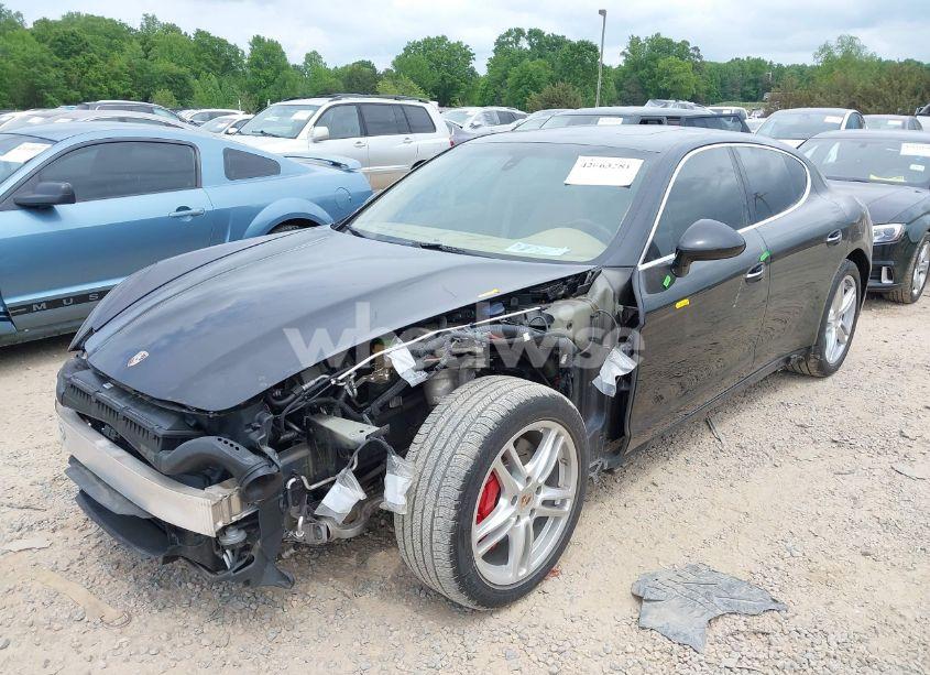 Photo 2 of 2013 Porsche Panamera S (VIN WP0AB2A71DL061108)