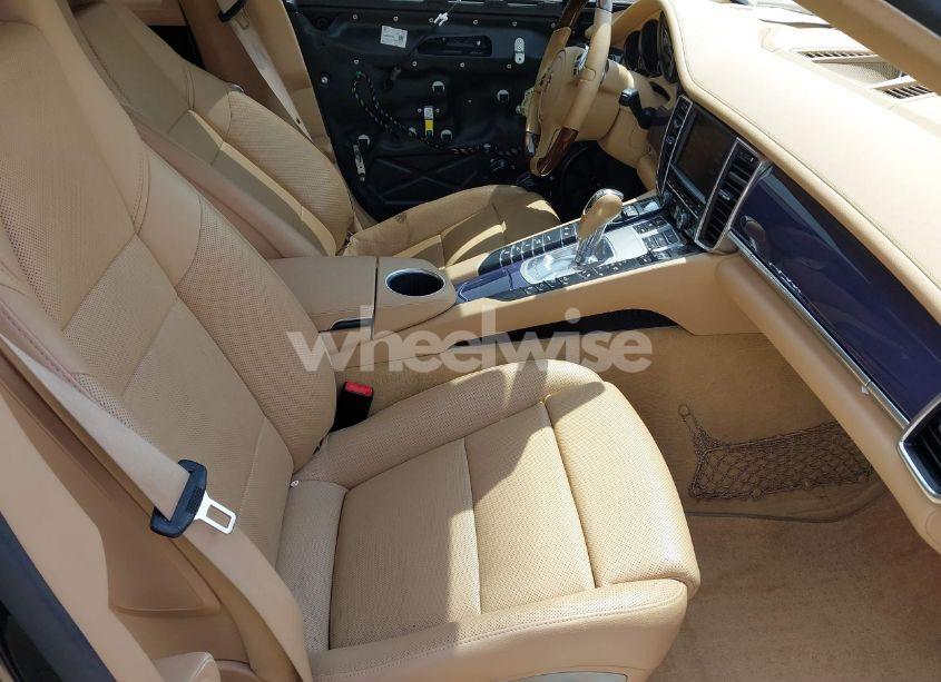 Photo 5 of 2013 Porsche Panamera S (VIN WP0AB2A71DL061108)