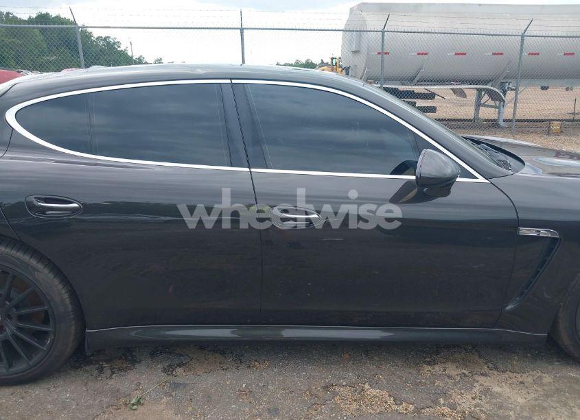 Photo 13 of 2010 Porsche Panamera S (VIN WP0AB2A73AL061283)