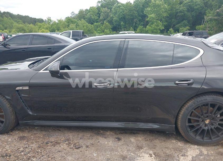 Photo 14 of 2010 Porsche Panamera S (VIN WP0AB2A73AL061283)