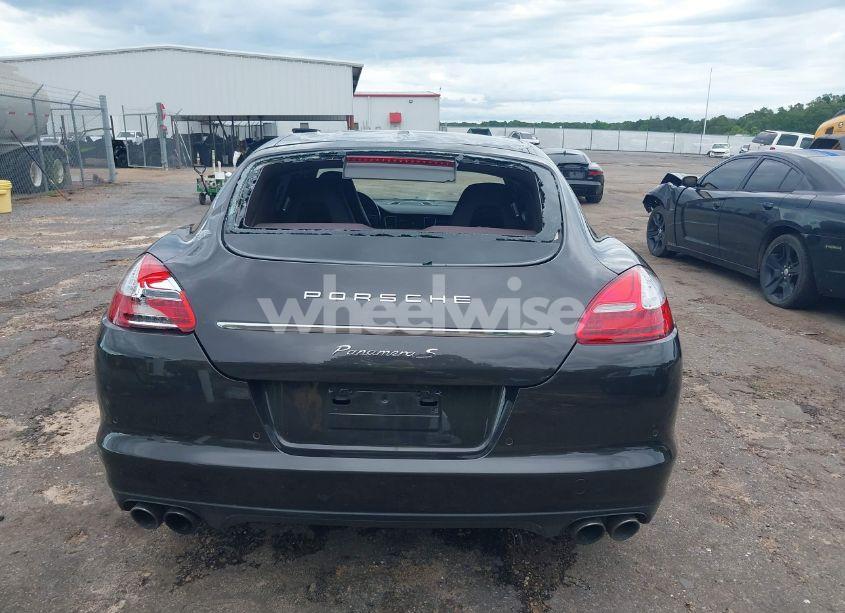 Photo 16 of 2010 Porsche Panamera S (VIN WP0AB2A73AL061283)