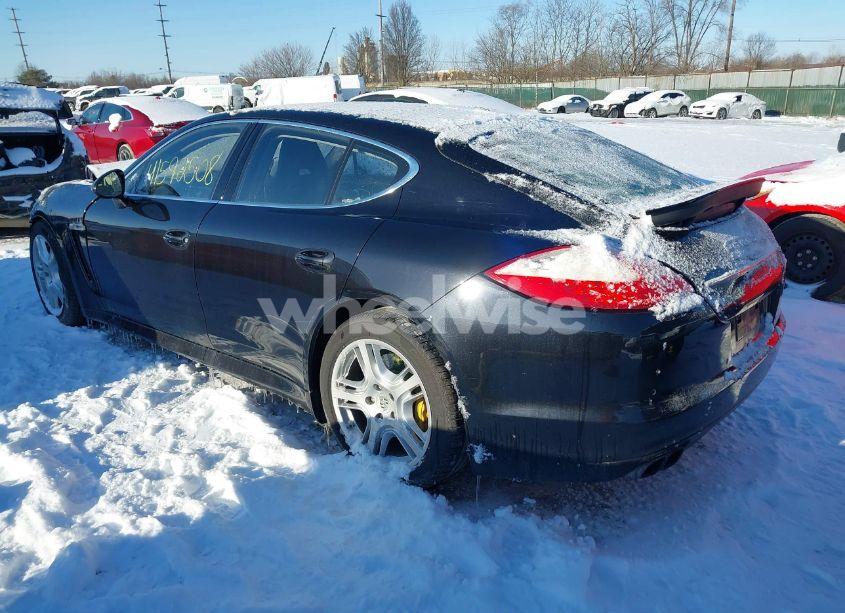 Photo 3 of 2010 Porsche Panamera 4S/S (VIN WP0AB2A78AL063353)