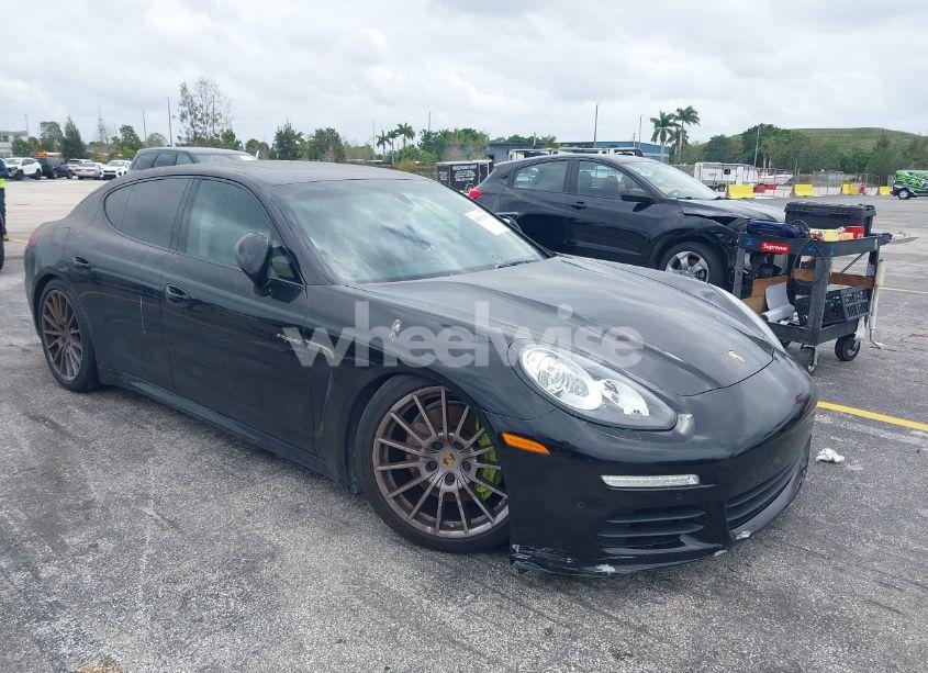 2015 Porsche Panamera E-HYBRID S (VIN WP0AD2A72FL040703) main photo