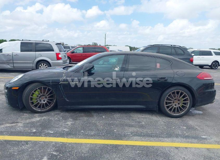 Photo 14 of 2015 Porsche Panamera E-HYBRID S (VIN WP0AD2A72FL040703)
