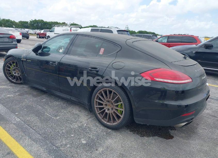 Photo 3 of 2015 Porsche Panamera E-HYBRID S (VIN WP0AD2A72FL040703)