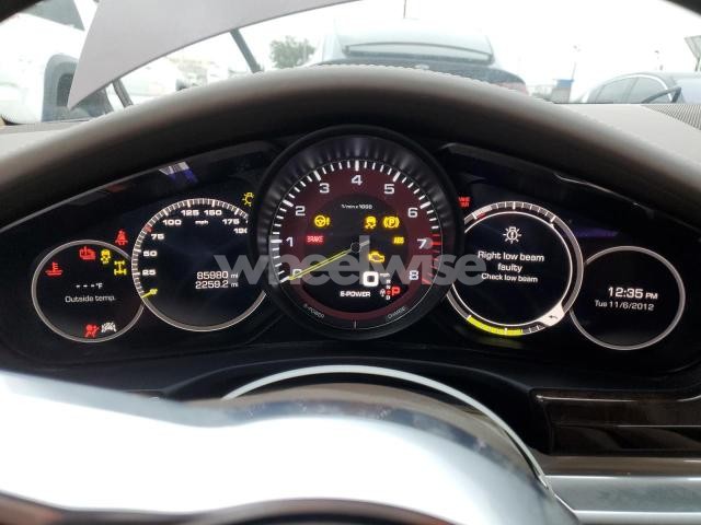 Photo 2 of 2018 PORSCHE PANAMERA 4 E-HYBRID N/A (VIN WP0AE2A76JL128093)