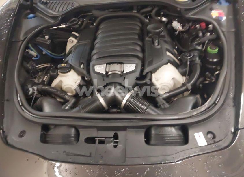 Photo 10 of 2014 Porsche Panamera GTS (VIN WP0AF2A73EL083133)