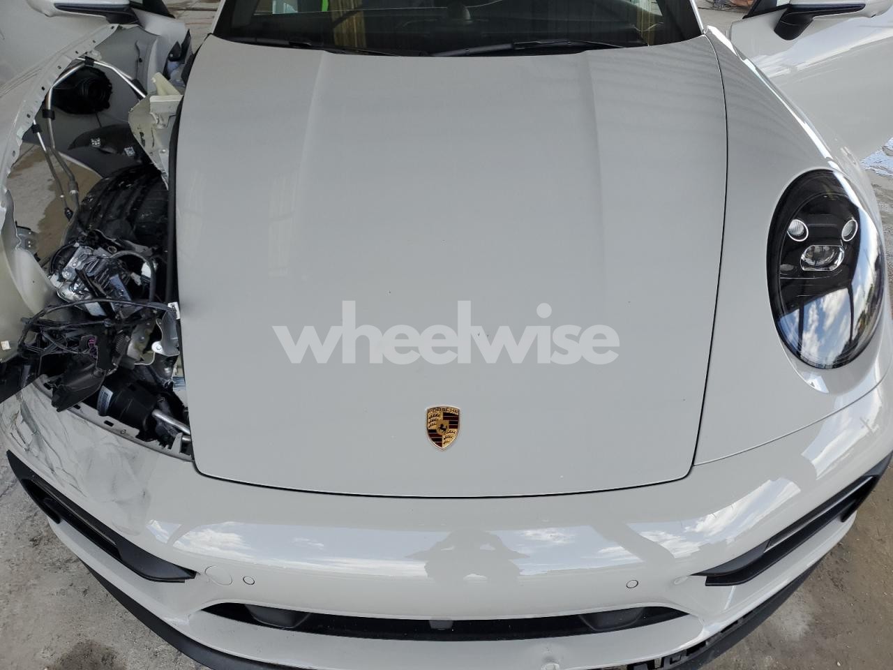 Photo 11 of 2024 PORSCHE 911 TARGA 4S (VIN WP0BB2A92RS234492)