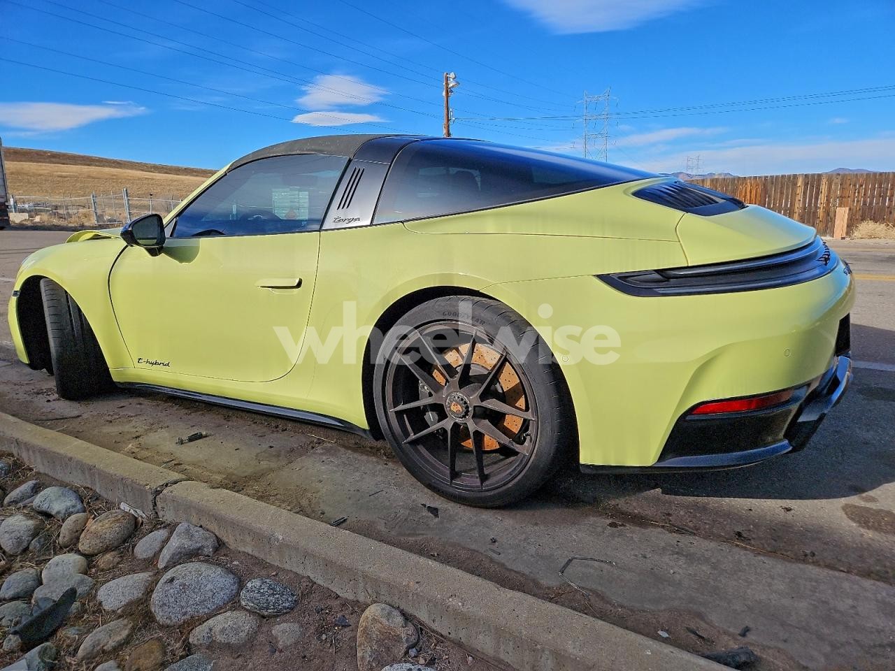 Photo 2 of 2025 PORSCHE 911 TARGA 4 GTS (VIN WP0BB2A96SS260244)