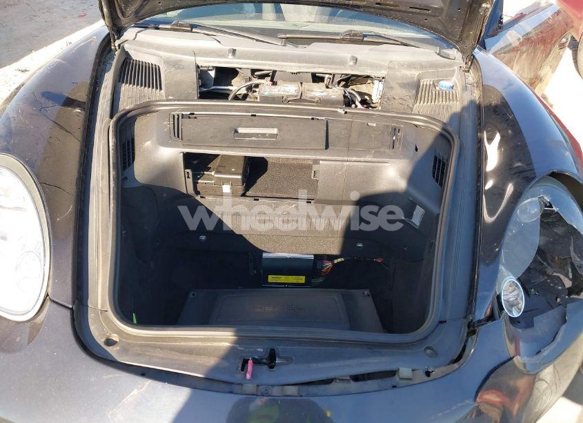 Photo 10 of 2005 Porsche Boxster (VIN WP0CA29835U712727)