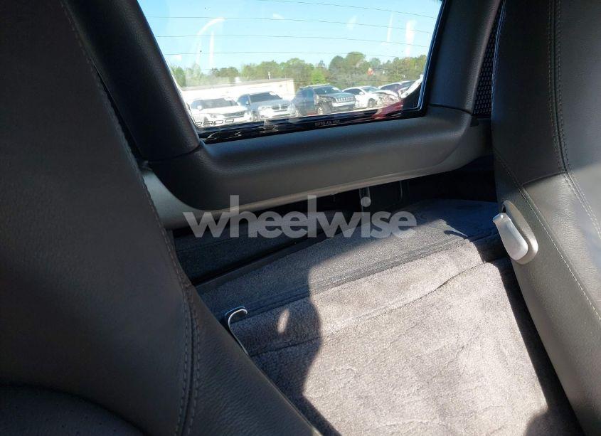 Photo 8 of 2005 Porsche Boxster (VIN WP0CA29835U712727)