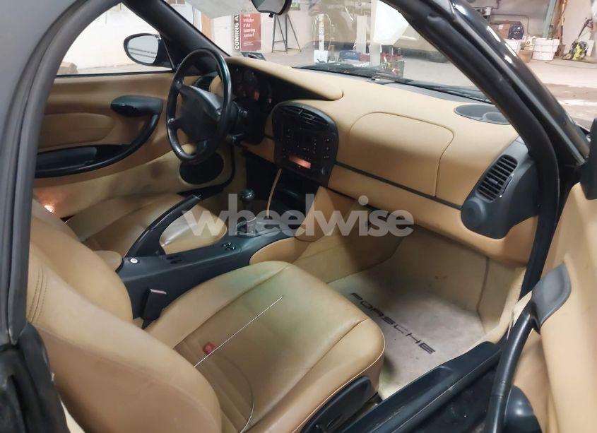 Photo 5 of 1999 Porsche Boxster (VIN WP0CA2984XU622814)