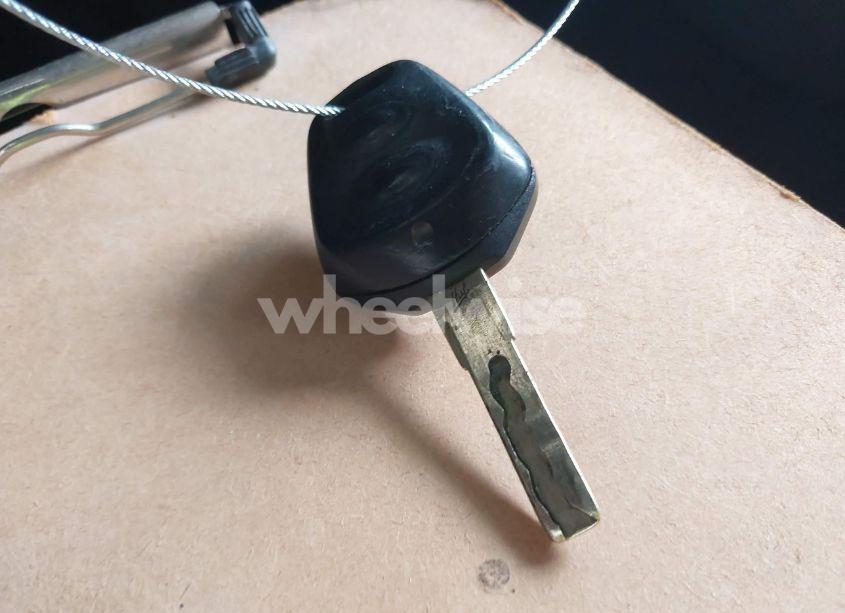 Photo 11 of 1999 Porsche Boxster (VIN WP0CA2985XU621543)