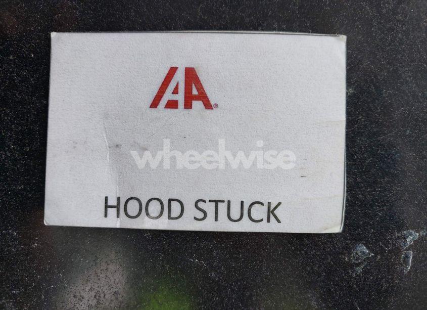 Photo 10 of 2003 Porsche Boxster (VIN WP0CA29893U620342)