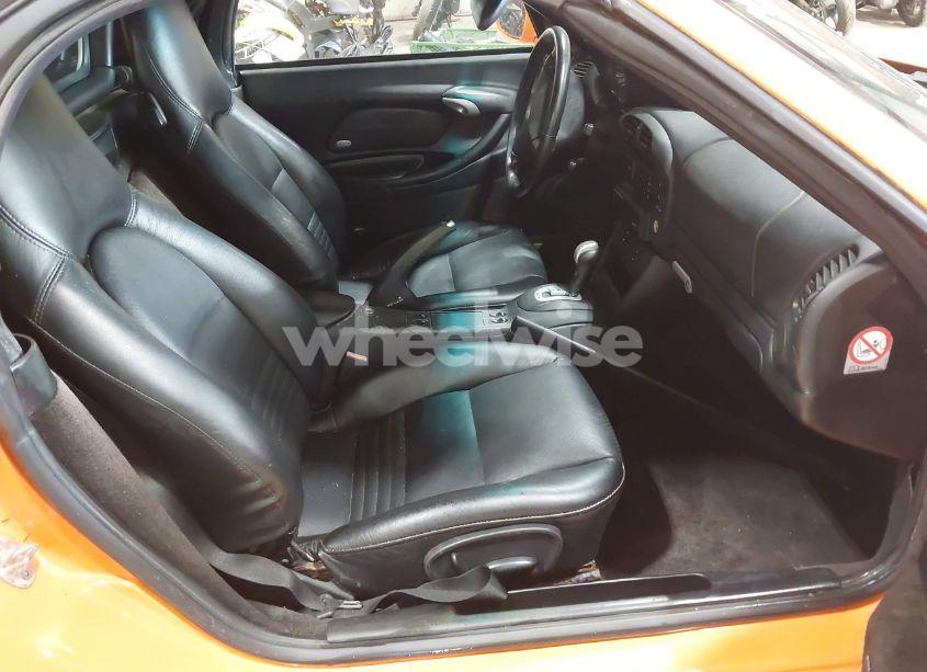 Photo 5 of 2003 Porsche Boxster (VIN WP0CA29893U622737)