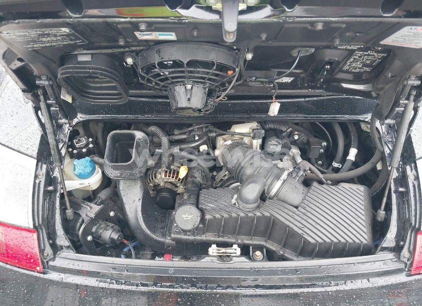 Photo 10 of 2005 Porsche 911 CARRERA (VIN WP0CA299X5S650179)