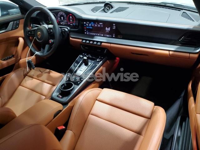 Photo 2 of 2025 PORSCHE 911 CARRERA (VIN WP0CA2A92SS235638)