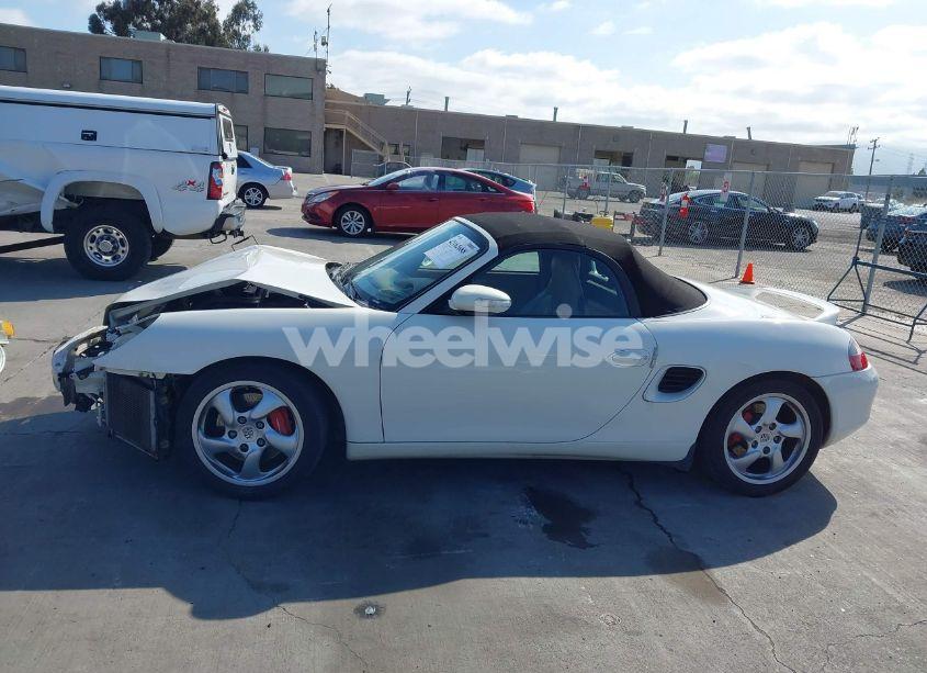 Photo 15 of 2000 Porsche Boxster S (VIN WP0CB2980YU662175)