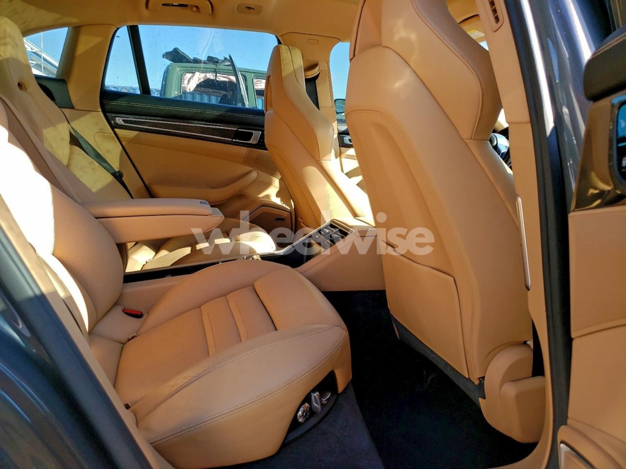 Photo 10 of 2018 PORSCHE PANAMERA 4S SPORT TURISMO (VIN WP0CB2A70JL190266)