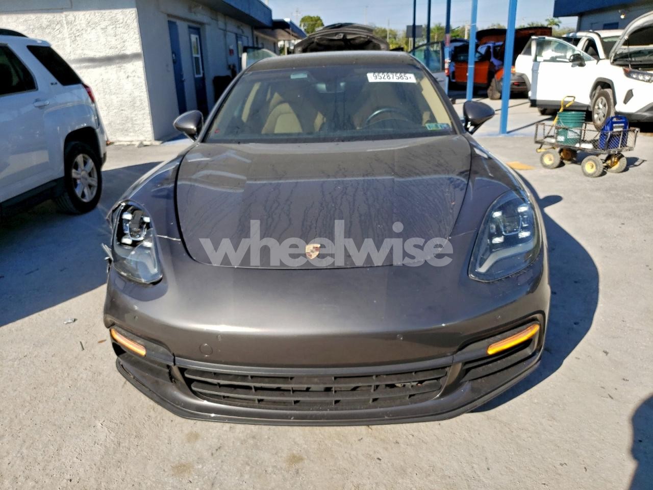 Photo 5 of 2018 PORSCHE PANAMERA 4S SPORT TURISMO (VIN WP0CB2A70JL190266)