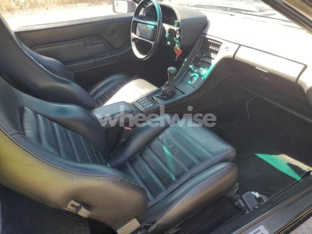 Photo 3 of 1982 PORSCHE 928 (VIN WP0JA0921CS821834)