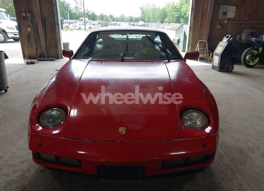 Photo 12 of 1985 Porsche 928 S (VIN WP0JB0924FS861004)