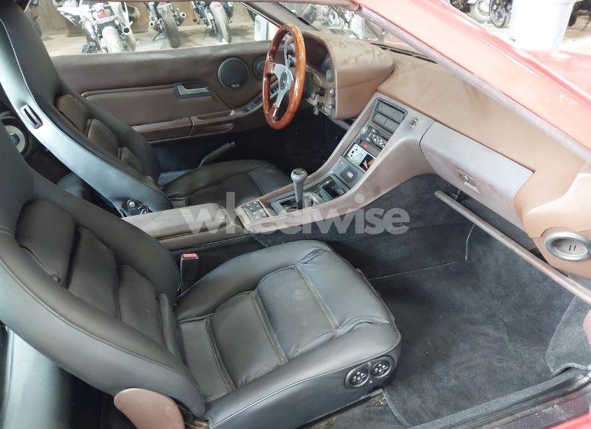 Photo 5 of 1985 Porsche 928 S (VIN WP0JB0924FS861004)