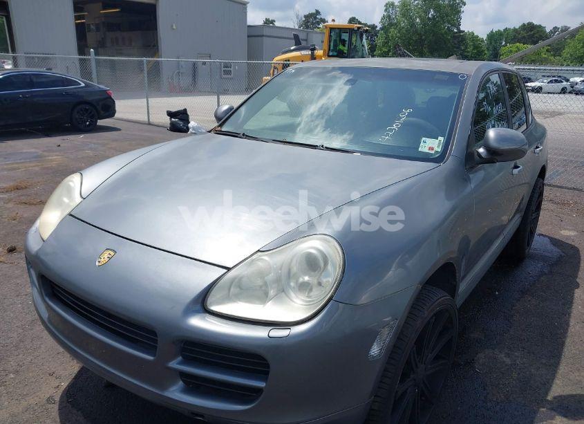 Photo 2 of 2006 Porsche Cayenne N/A (VIN WP1AA29P36LA26370)