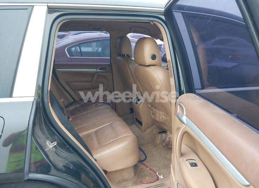 Photo 8 of 2006 Porsche Cayenne N/A (VIN WP1AA29P46LA25308)