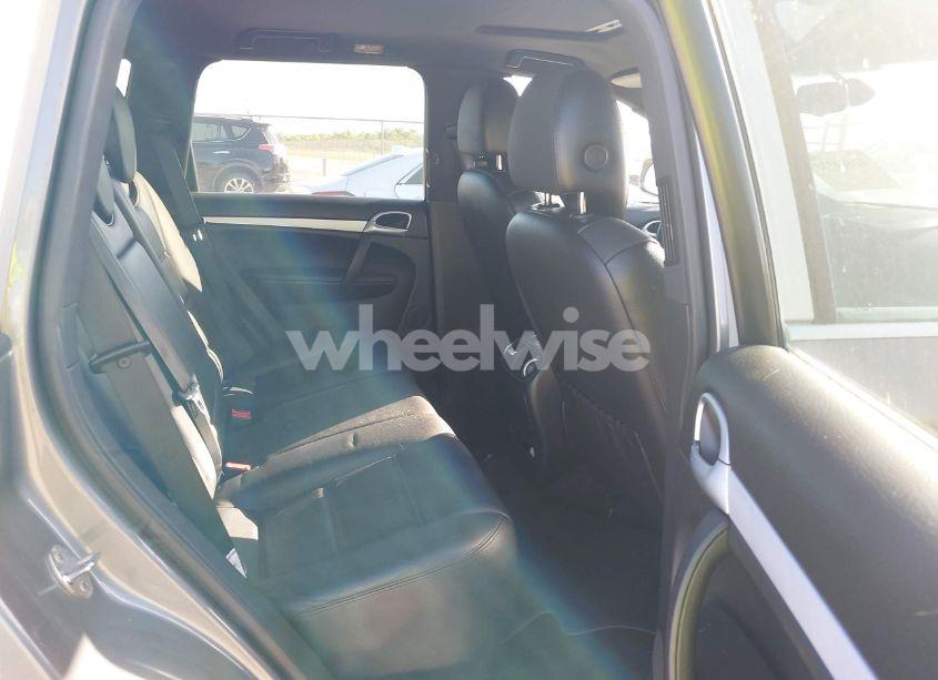 Photo 8 of 2009 Porsche Cayenne N/A (VIN WP1AA29P59LA00230)