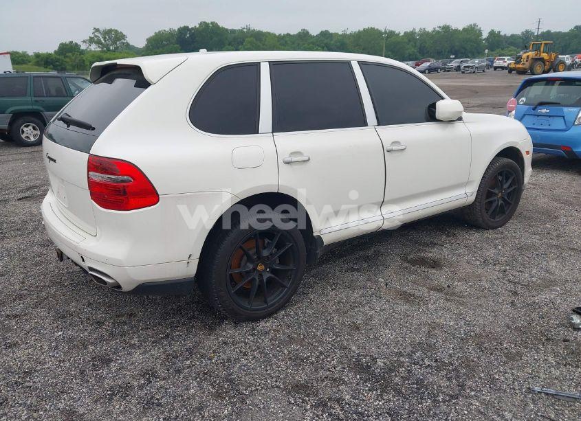 Photo 4 of 2008 Porsche Cayenne N/A (VIN WP1AA29P88LA18784)