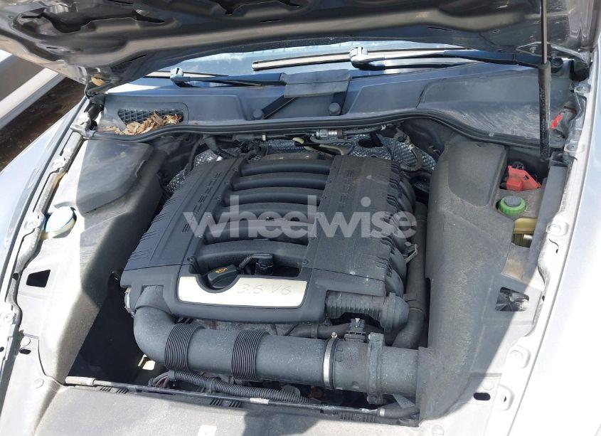 Photo 10 of 2013 Porsche Cayenne N/A (VIN WP1AA2A20DLA02427)