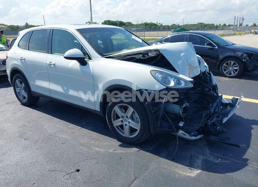 2014 Porsche Cayenne N/A (VIN WP1AA2A20ELA02638) main photo