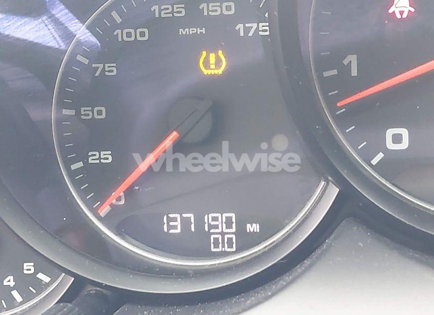 Photo 15 of 2016 Porsche Cayenne N/A (VIN WP1AA2A20GLA03226)