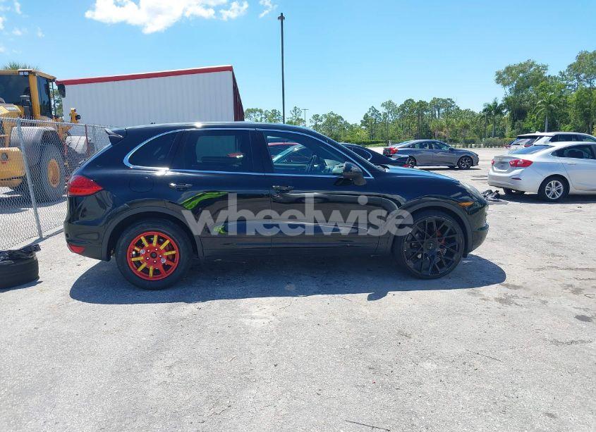 Photo 14 of 2012 Porsche Cayenne N/A (VIN WP1AA2A21CLA02418)