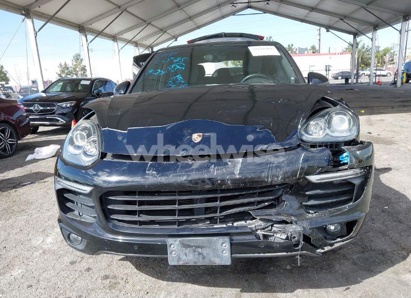 Photo 6 of 2016 Porsche Cayenne N/A (VIN WP1AA2A21GKA13124)