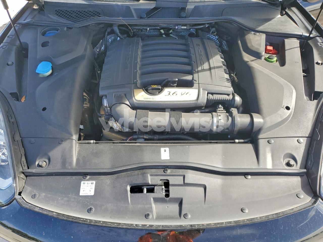 Photo 12 of 2018 PORSCHE CAYENNE (VIN WP1AA2A21JKA06665)