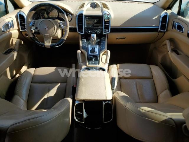 Photo 14 of 2013 PORSCHE CAYENNE N/A (VIN WP1AA2A22DLA00985)