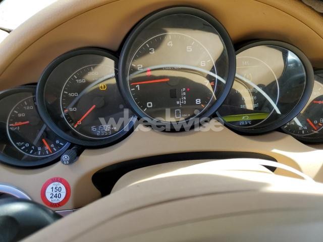 Photo 7 of 2013 PORSCHE CAYENNE N/A (VIN WP1AA2A22DLA00985)