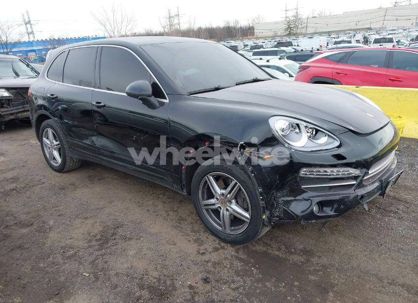 2014 Porsche Cayenne PLATINUM EDITION (VIN WP1AA2A22ELA94738) main photo