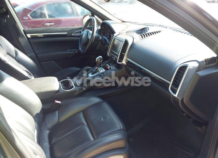 Photo 5 of 2012 Porsche Cayenne N/A (VIN WP1AA2A23CLA06115)