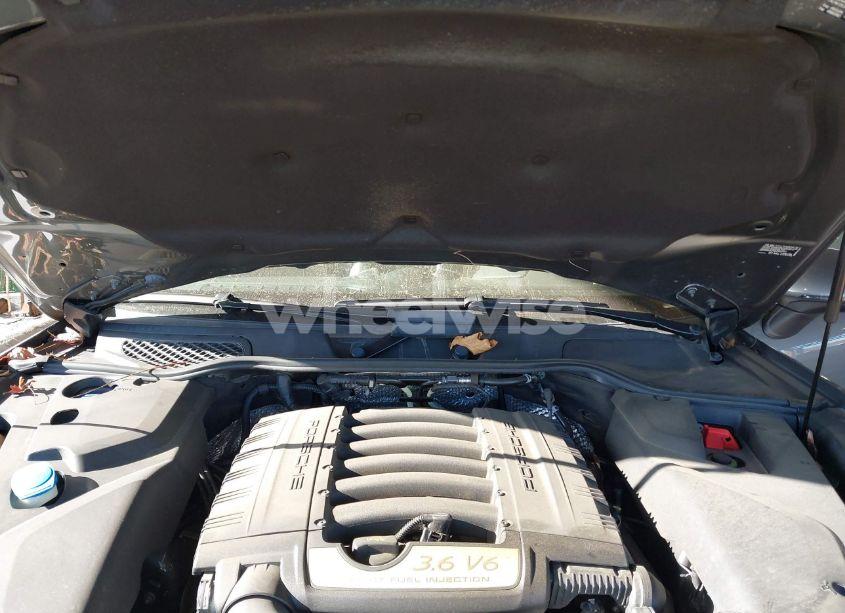 Photo 10 of 2017 Porsche Cayenne N/A (VIN WP1AA2A23HKA82396)