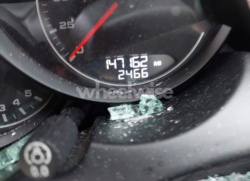 Photo 7 of 2014 Porsche Cayenne PLATINUM EDITION (VIN WP1AA2A24ELA97043)