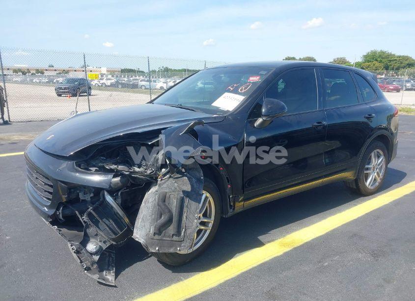 Photo 2 of 2016 Porsche Cayenne N/A (VIN WP1AA2A25GLA09331)