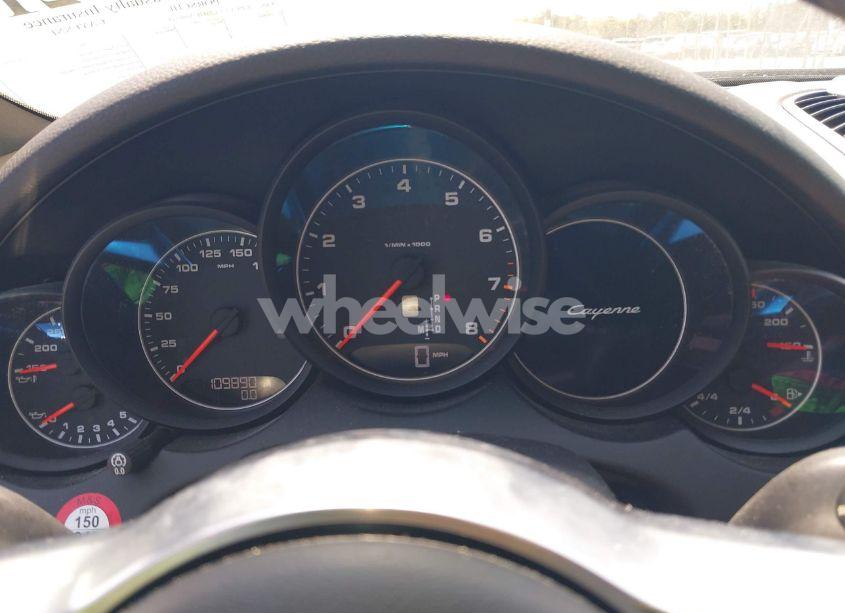 Photo 7 of 2016 Porsche Cayenne N/A (VIN WP1AA2A25GLA09331)